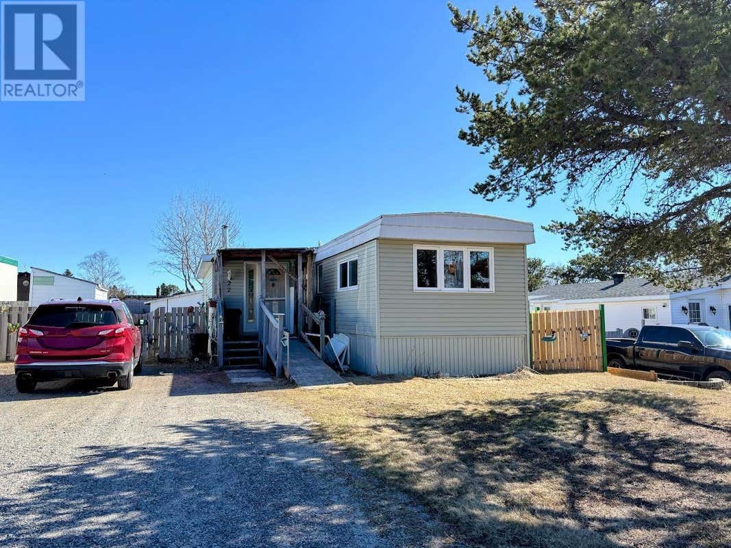 22 JACKSON CRES
