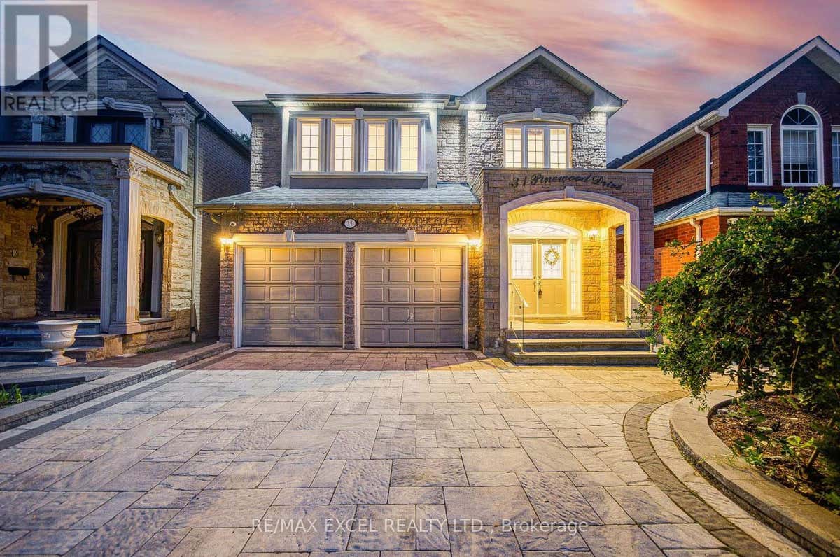 31 PINEWOOD DRIVE