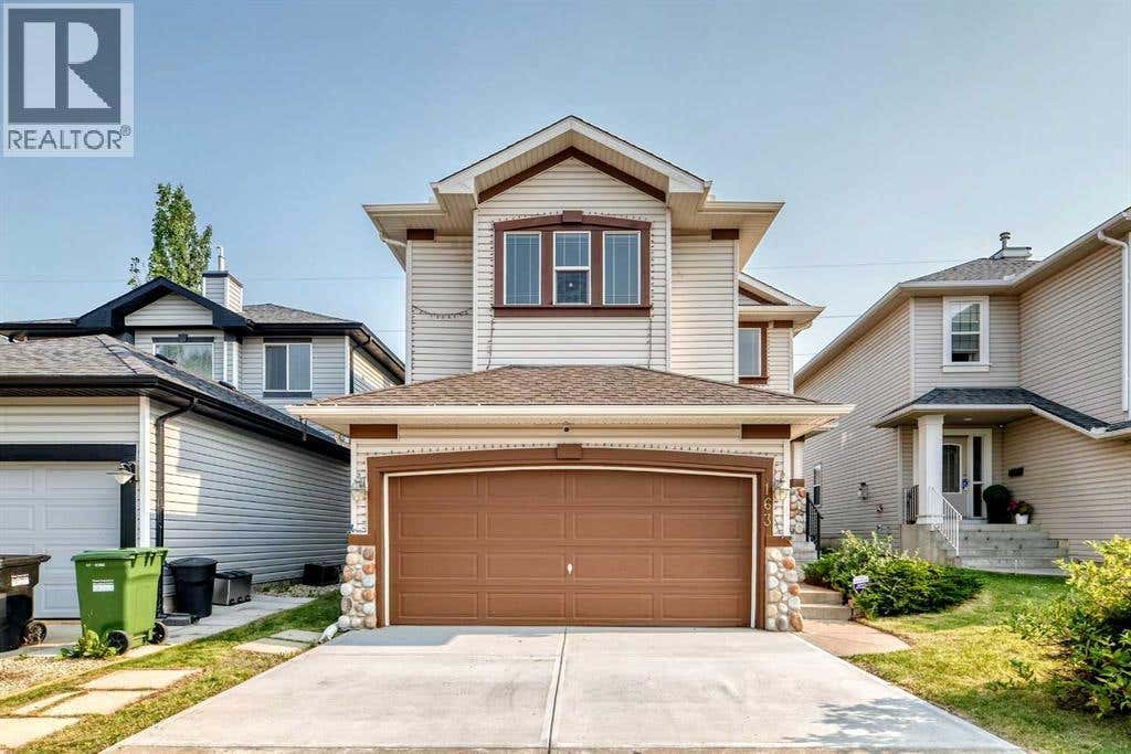 163 VALLEY CREST CLOSE NW