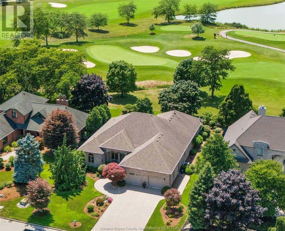 163 CLUBVIEW, Amherstburg, ON N9V3Z1 House For Sale RE/MAX 24024288
