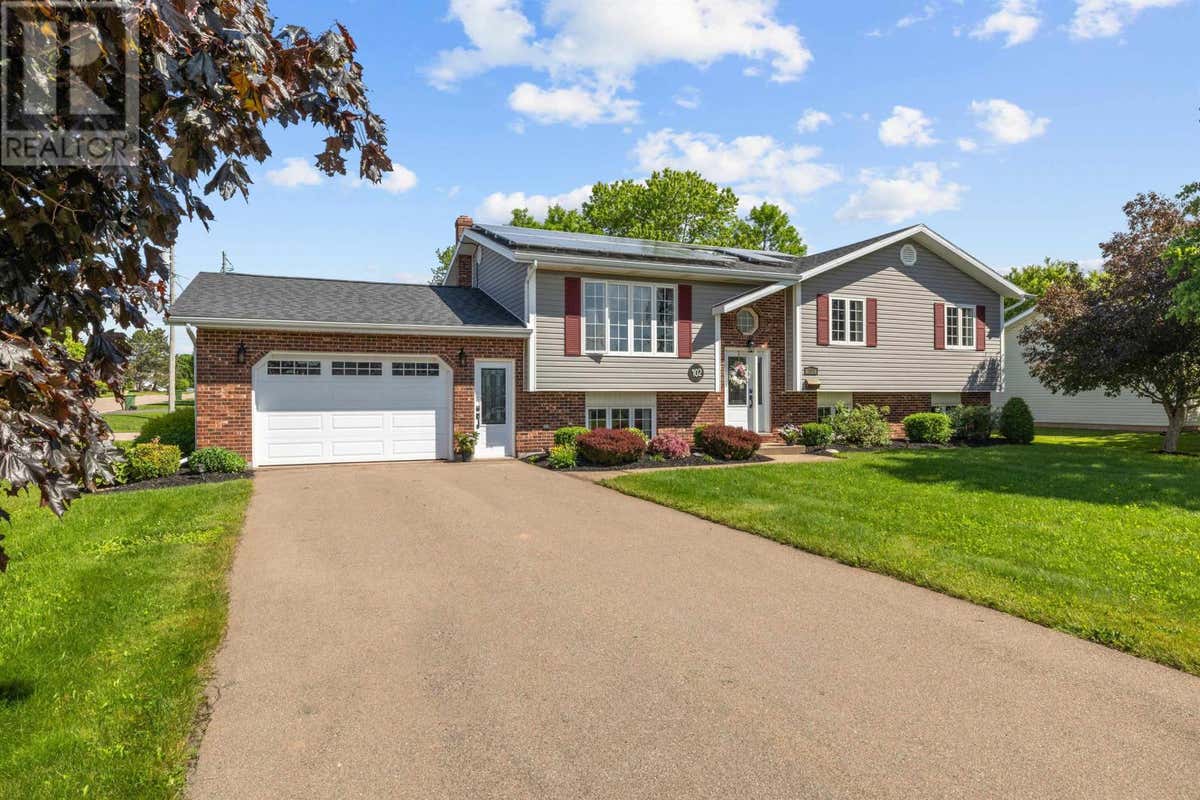 102 CROZIER DRIVE