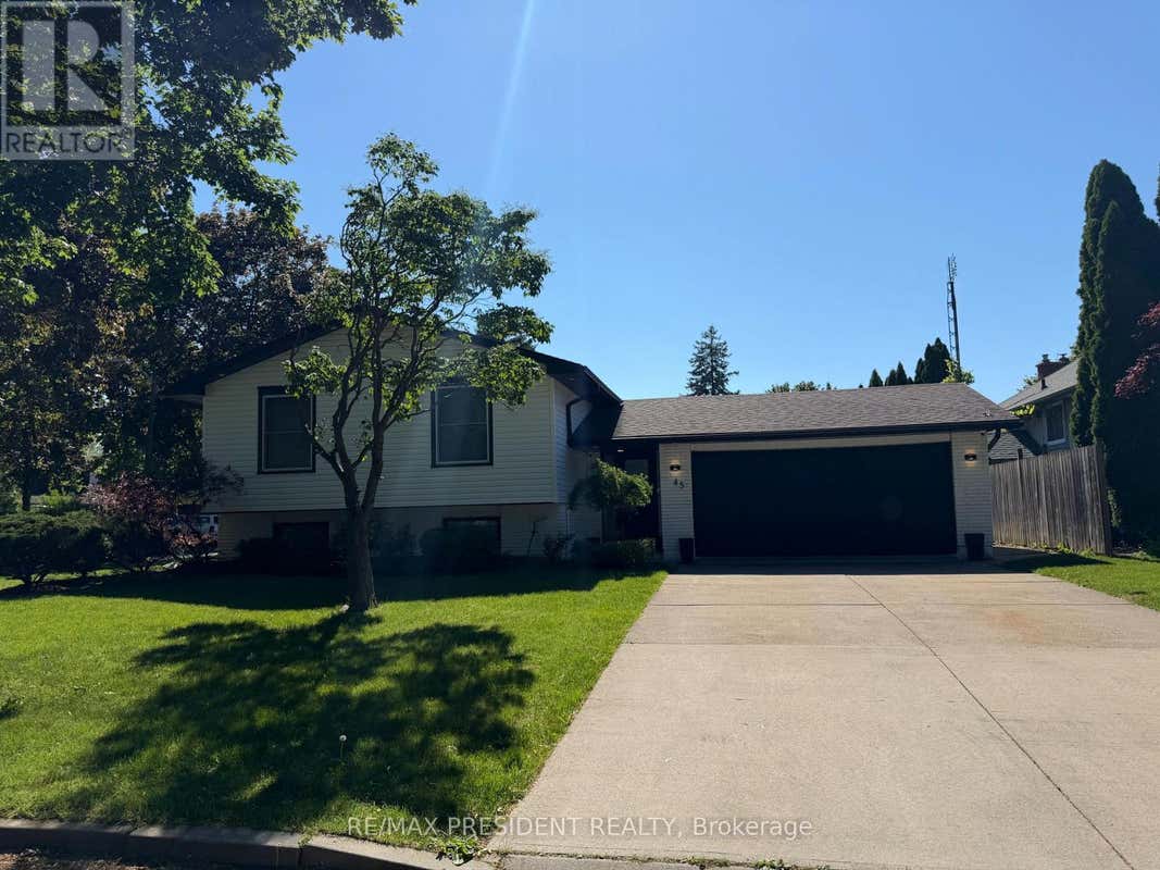 45 ROYAL OAK DRIVE