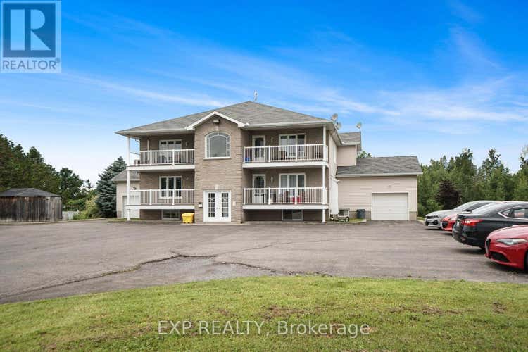1 - 525 RUSSELL ROAD