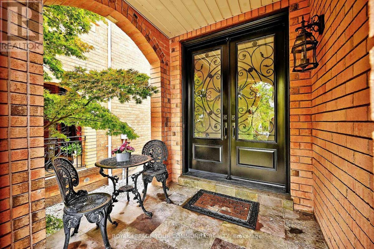 94 MONTEREY ROAD, Vaughan (Sonoma Heights), ON L4H1V8 House For Sale