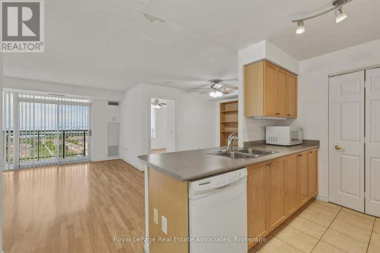 1202 - 55 STRATHAVEN DRIVE