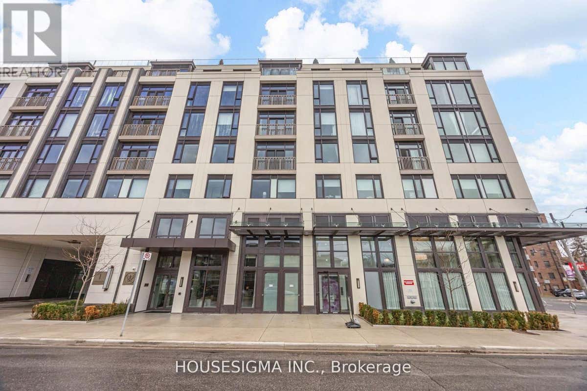 406 - 1 STRATHGOWAN AVENUE