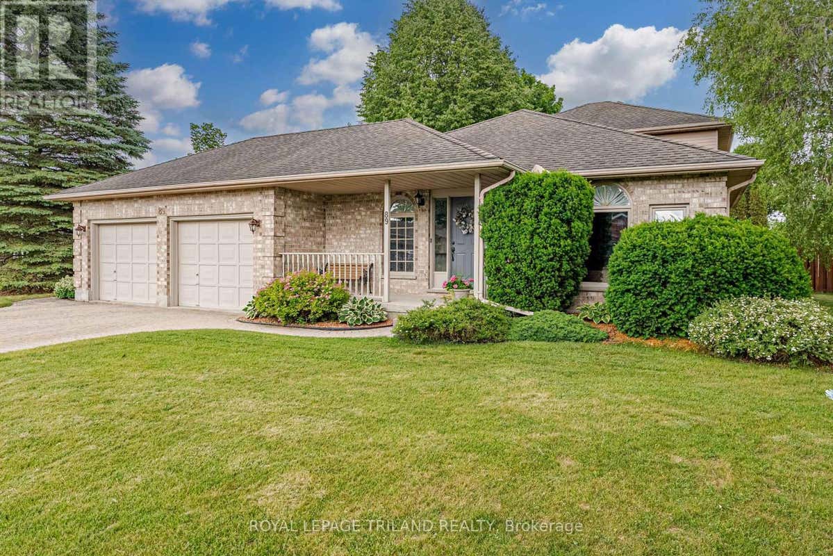 89 PARKVIEW DRIVE