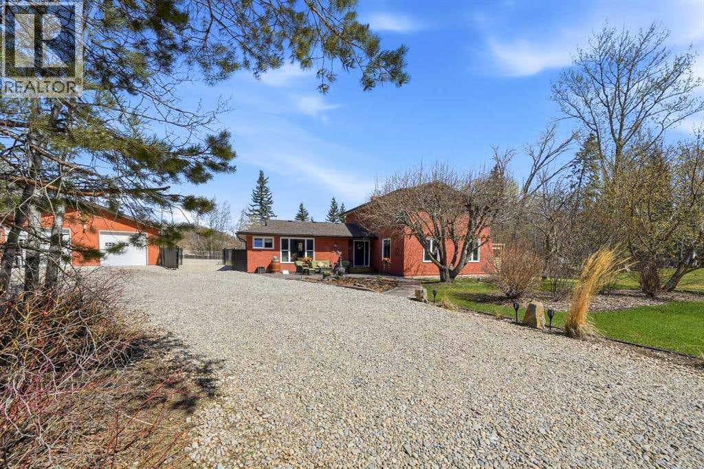 55, 39026 RANGE ROAD 275