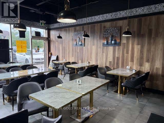 30 - 3920 EGLINTON AVENUE W