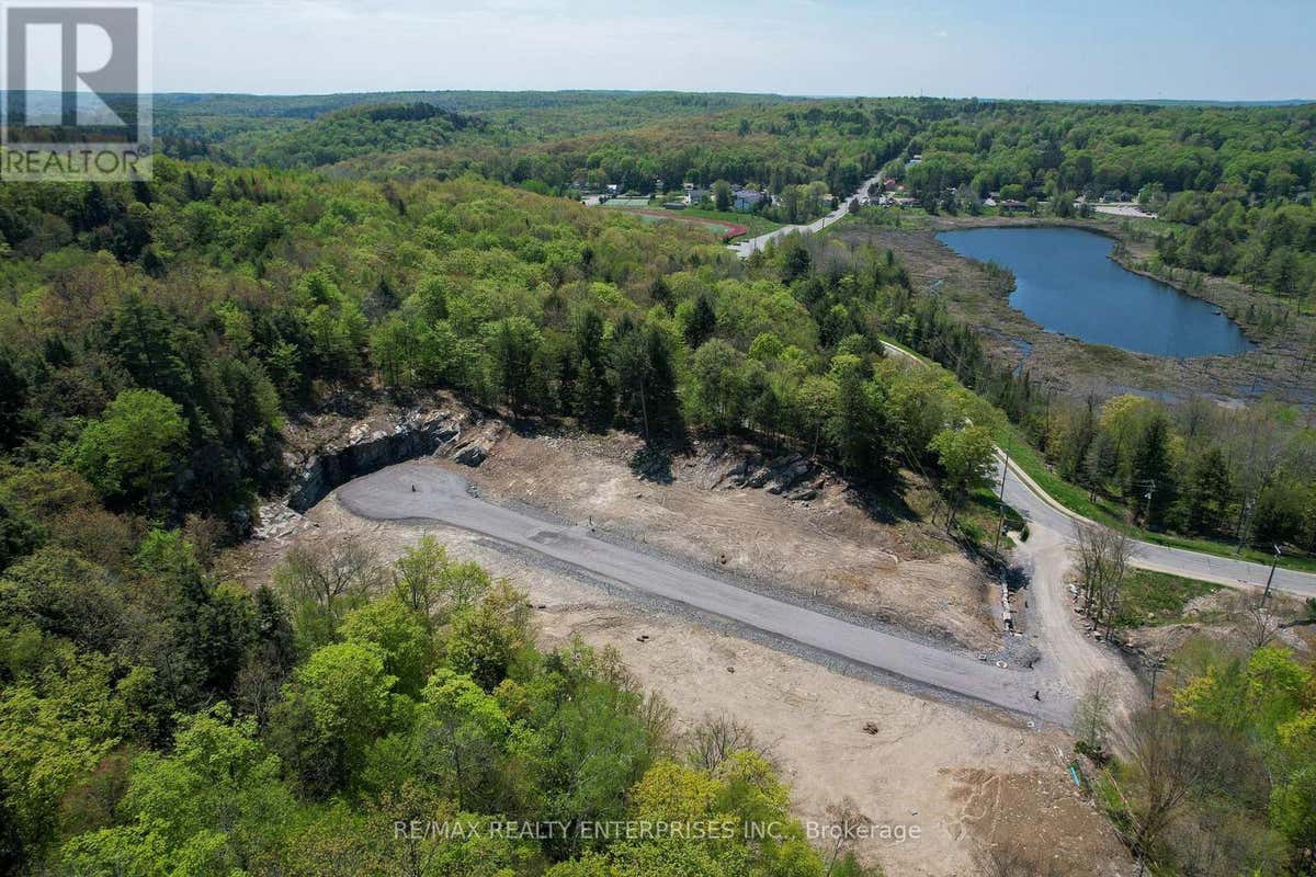 120 TOWNLINE ROAD E