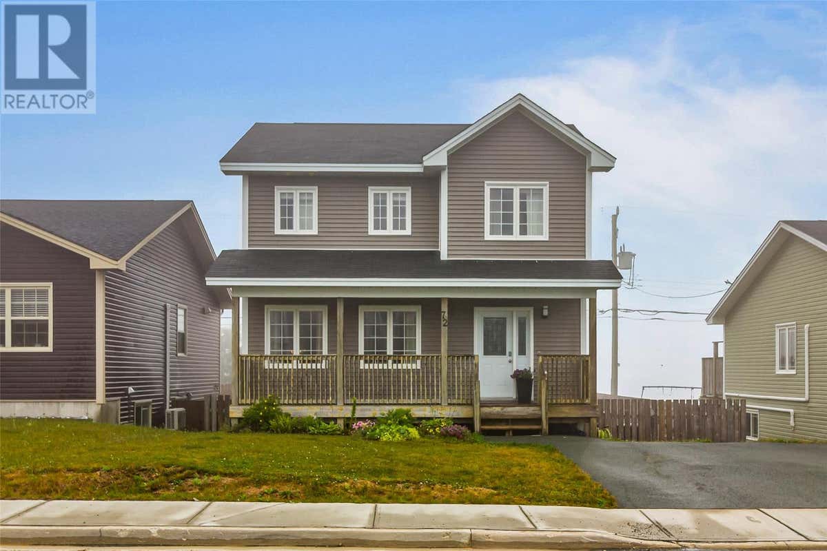 72 MAURICE PUTT CRESCENT