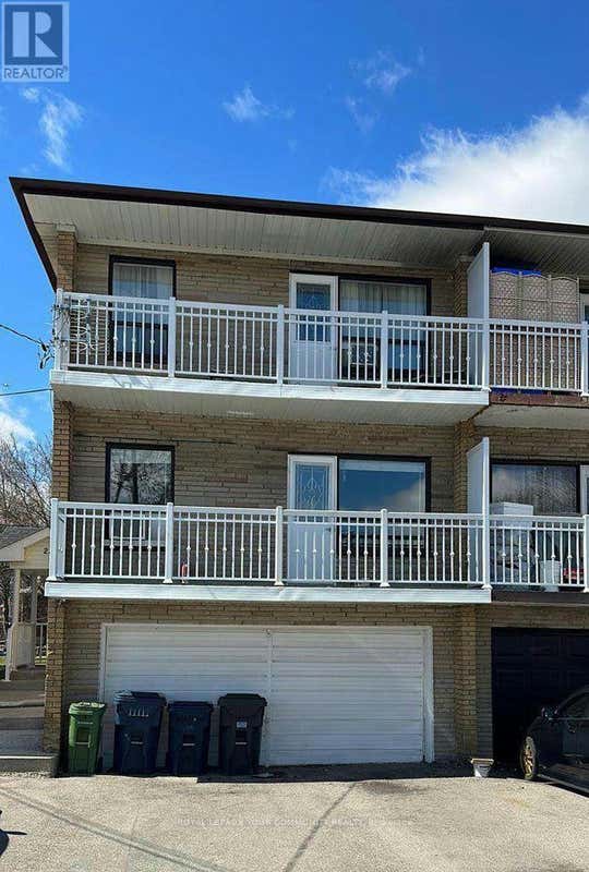 234 WILMINGTON AVENUE, Toronto (Bathurst Manor), ON M3H5K2 Duplex For