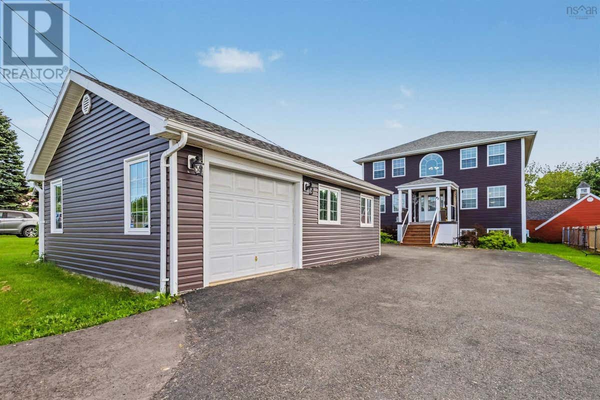42 MACRAE AVE AVENUE