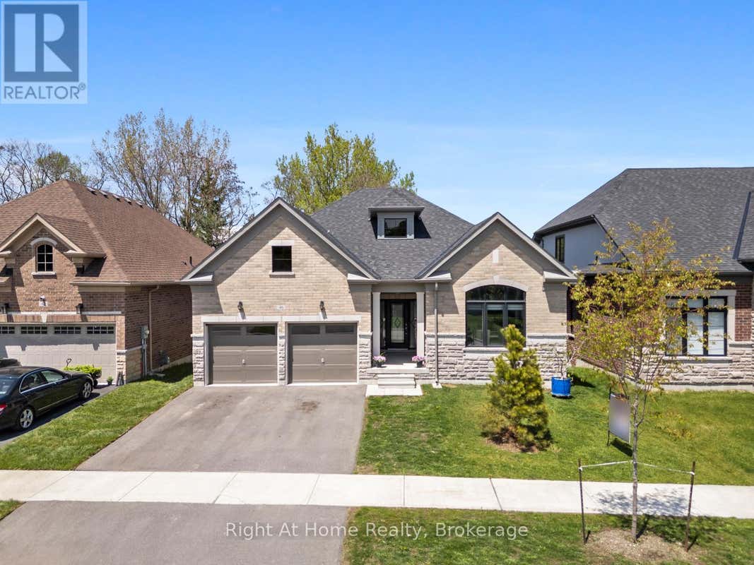 46 HOLTBY COURT E