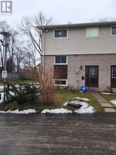 12 - 233 INNISFIL STREET