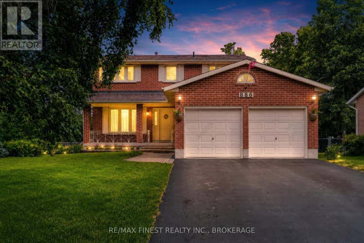 886 BRIDLE PATH CRESCENT