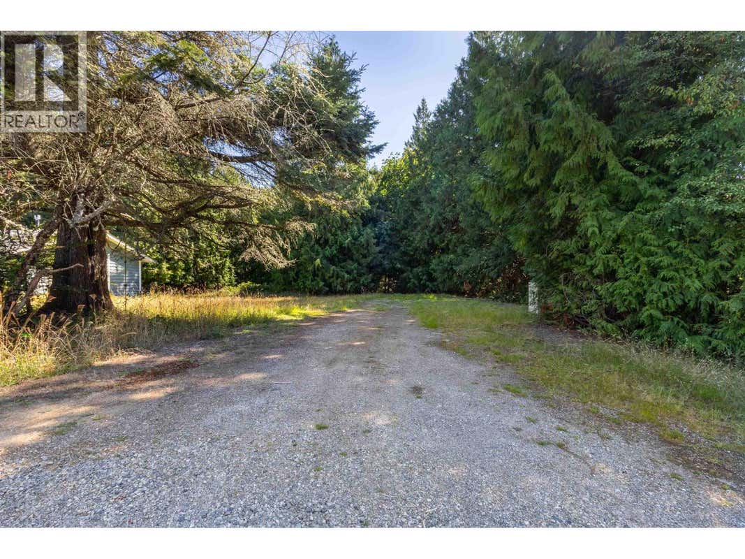 7886 FAWN ROAD