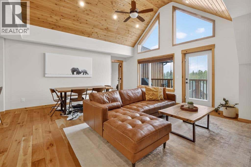 407, 707 SPRING CREEK DRIVE
