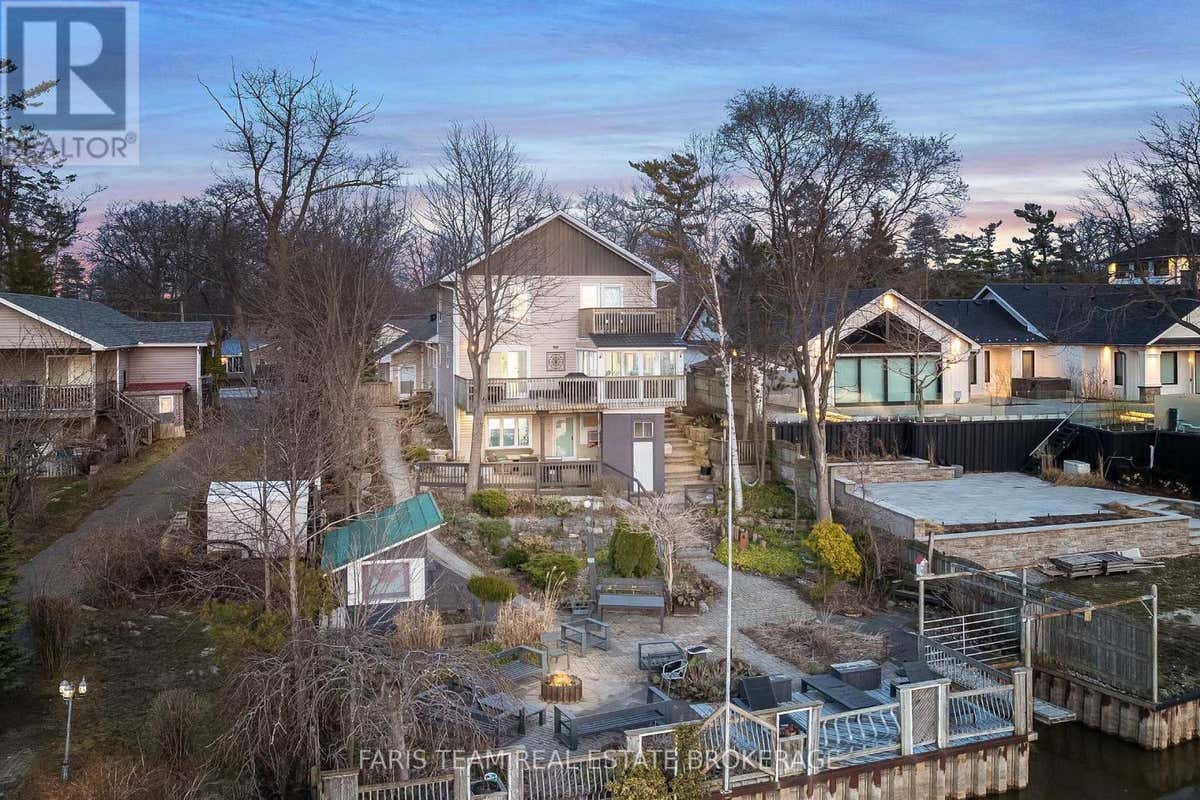 60 RIVER AVENUE CRESCENT
