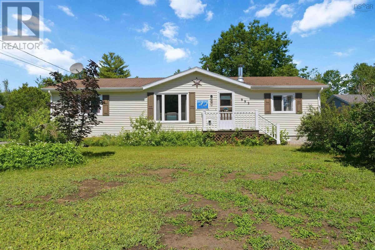 992 HOWE AVENUE