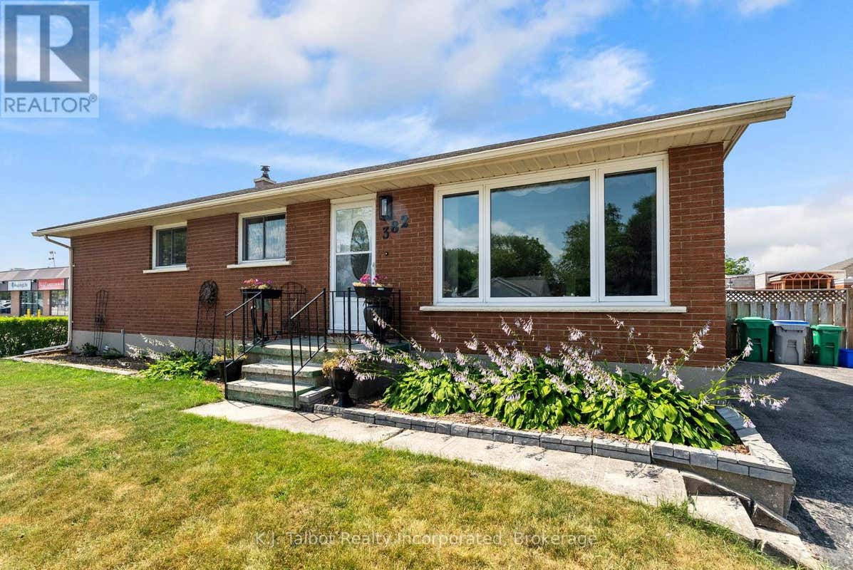382 HURON ROAD