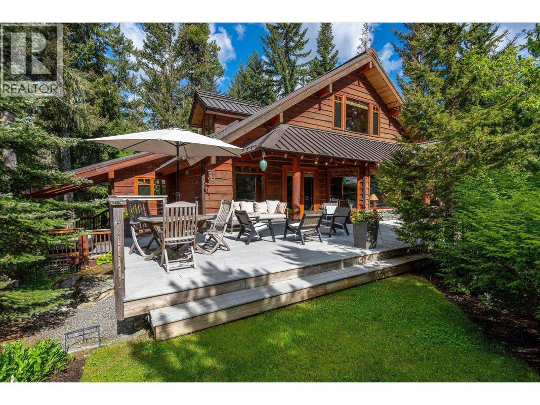 9583 EMERALD DRIVE