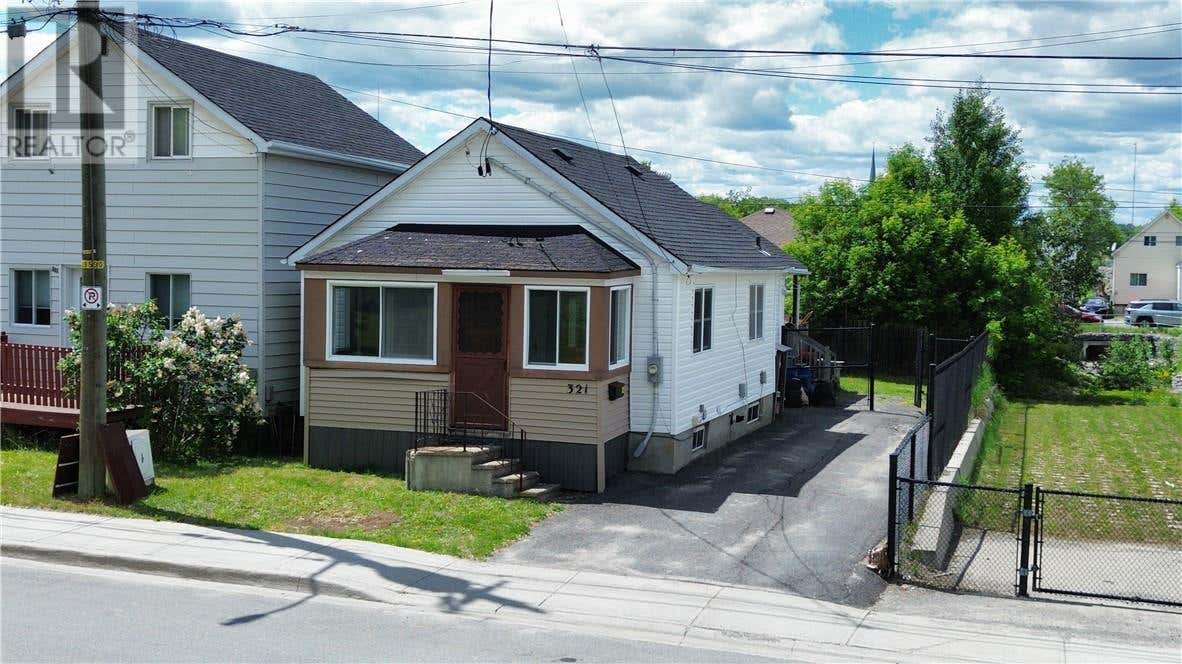 321 MOUNTAIN STREET