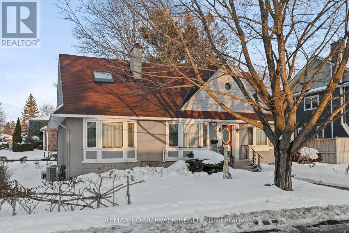 961 Kingsmere Ave