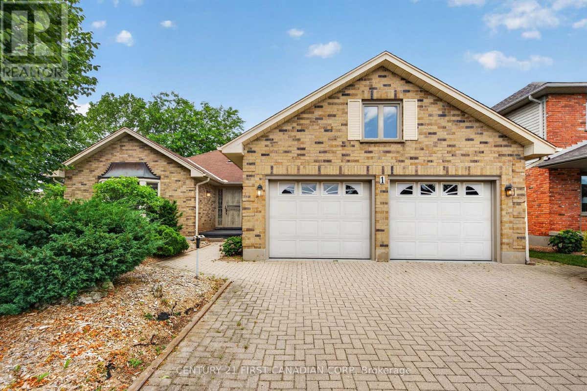 1 SPORTS FIELD CRESCENT