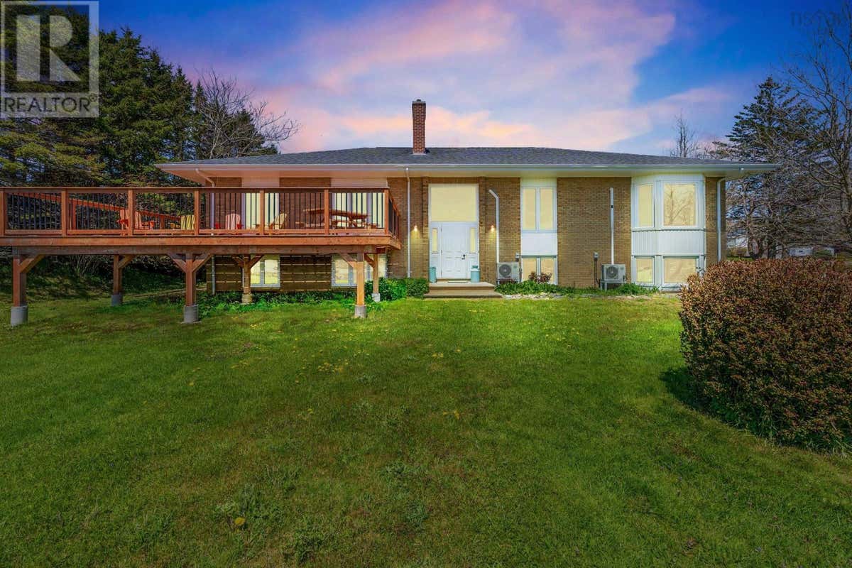 18-20 HARBOURVIEW DRIVE