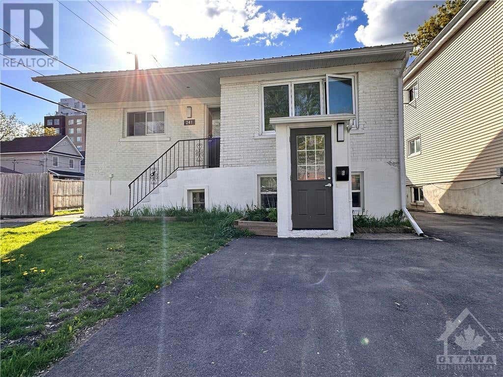 241 FERLAND St
