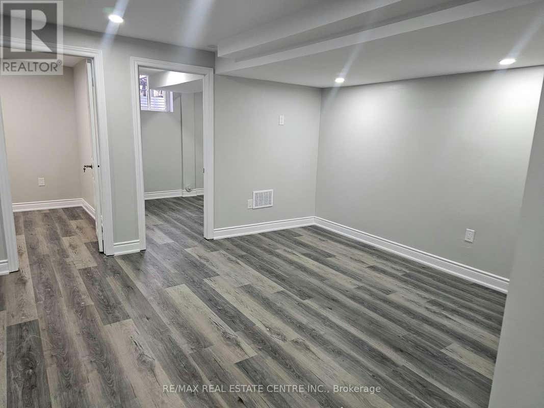 BASEMNT 674 WILDGRASS ROAD, Mississauga (Cooksville), ON L5B4J5 Home