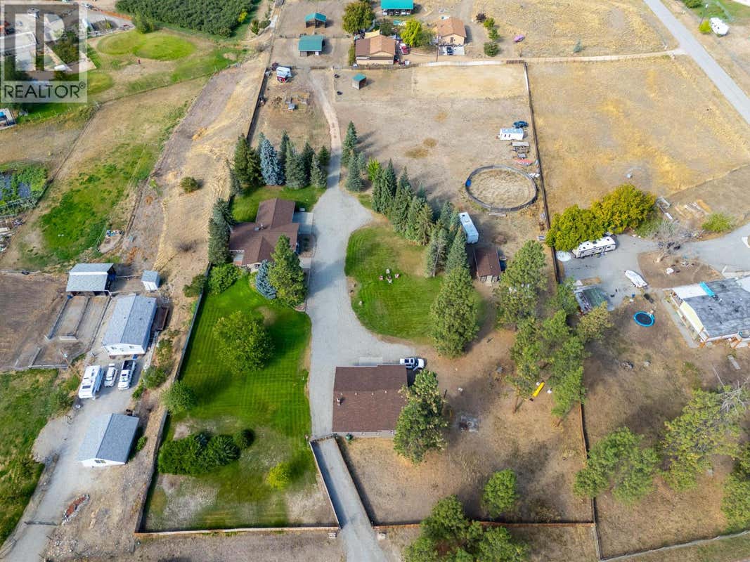 602 JOHNSON CRESCENT