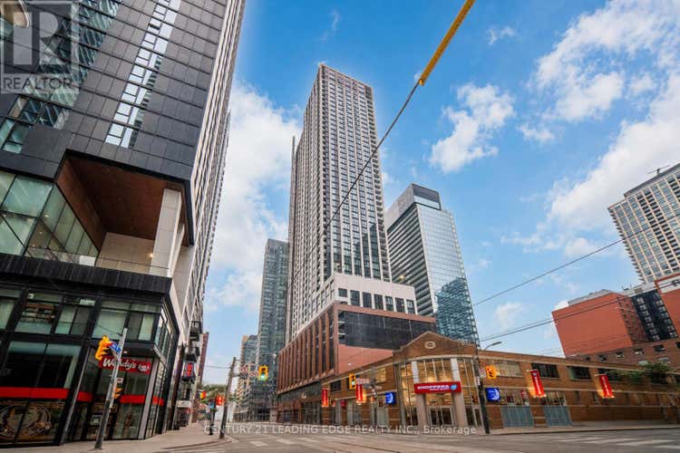 908 - 400 KING STREET W