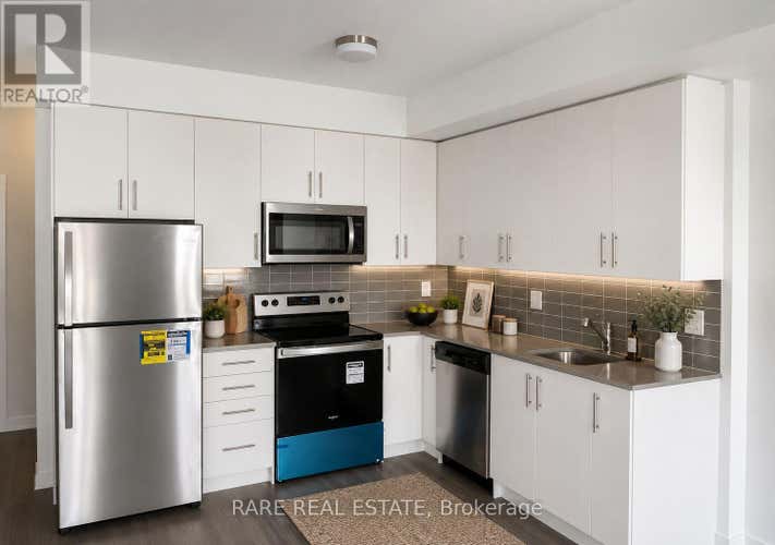 15 - 3429 RIDGEWAY DRIVE