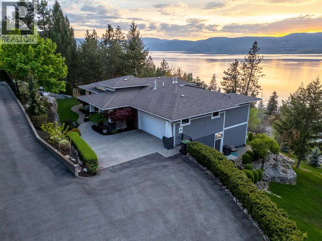 421 EDGEMONT COURT