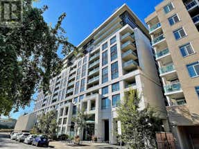 525 - 8 TRENT AVENUE