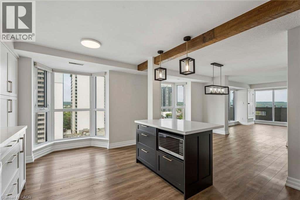 67 CAROLINE STREET S UNIT# 1304