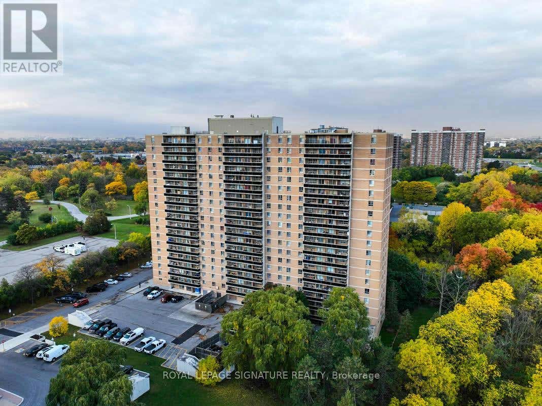 B103 46 PANORAMA COURT, Toronto (Mount OliveSilverstoneJamestown