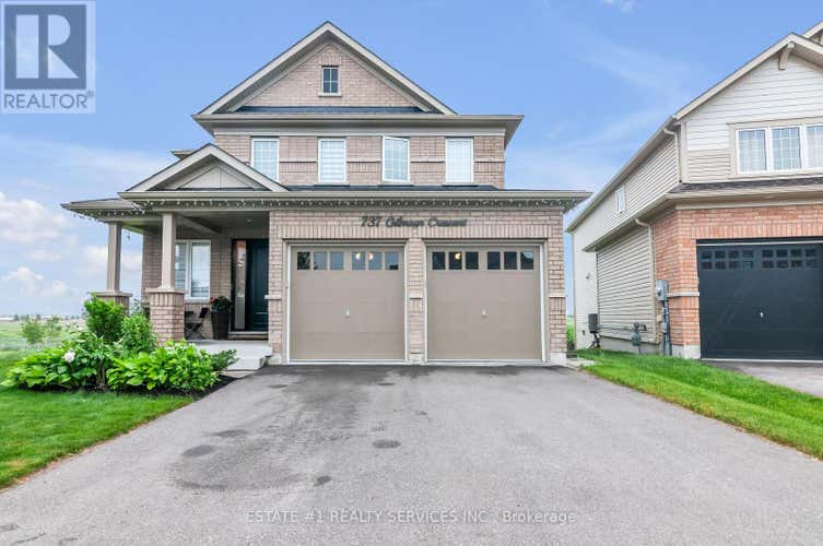 737 GILMOUR CRESCENT