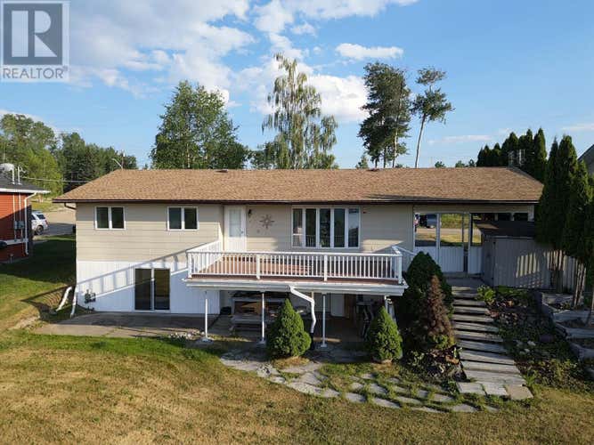 551 SIMON FRASER AVENUE