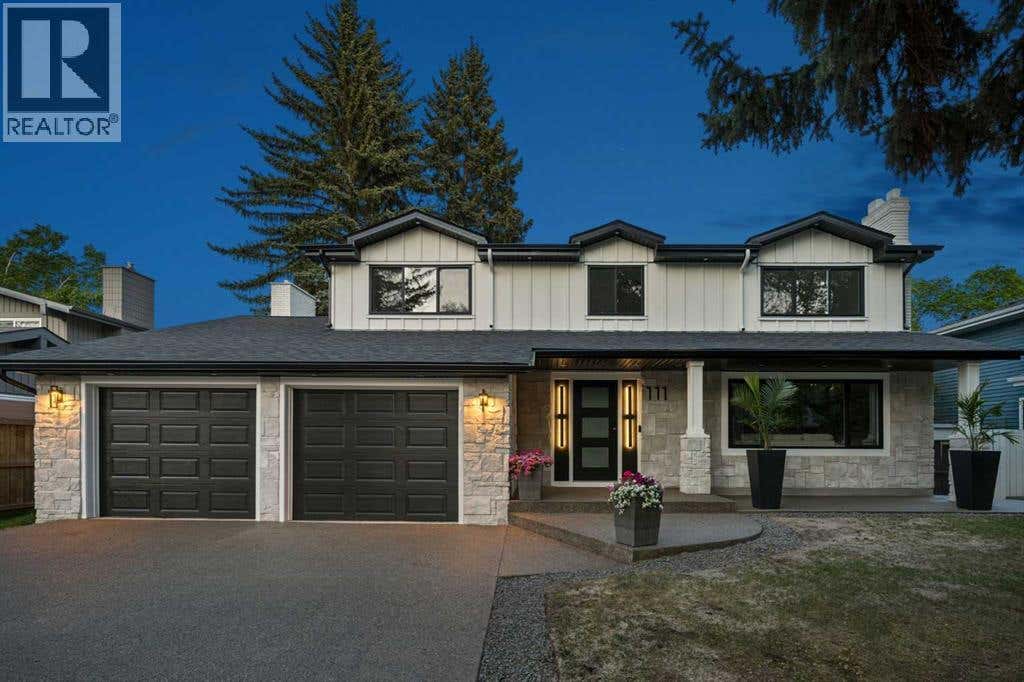 111 CANATA CLOSE SW