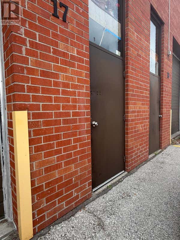 18(ROOM 5) - 2150 STEELES AVENUE W