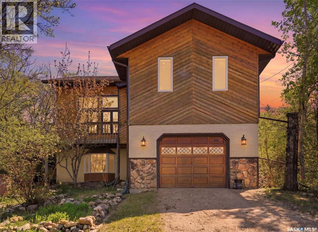 818 PUKWANA DRIVE