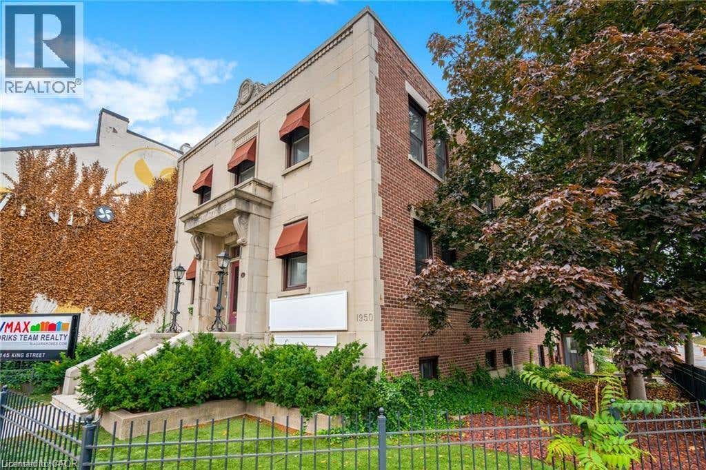 145 KING STREET UNIT# LOWER LEVEL