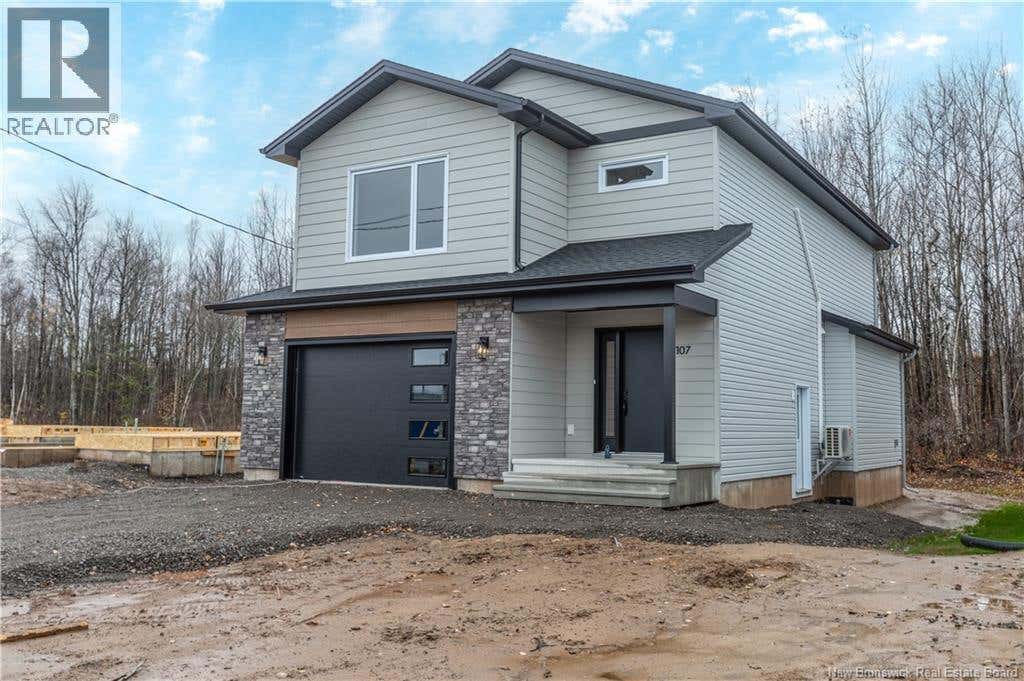 107 ROSENBURG STREET