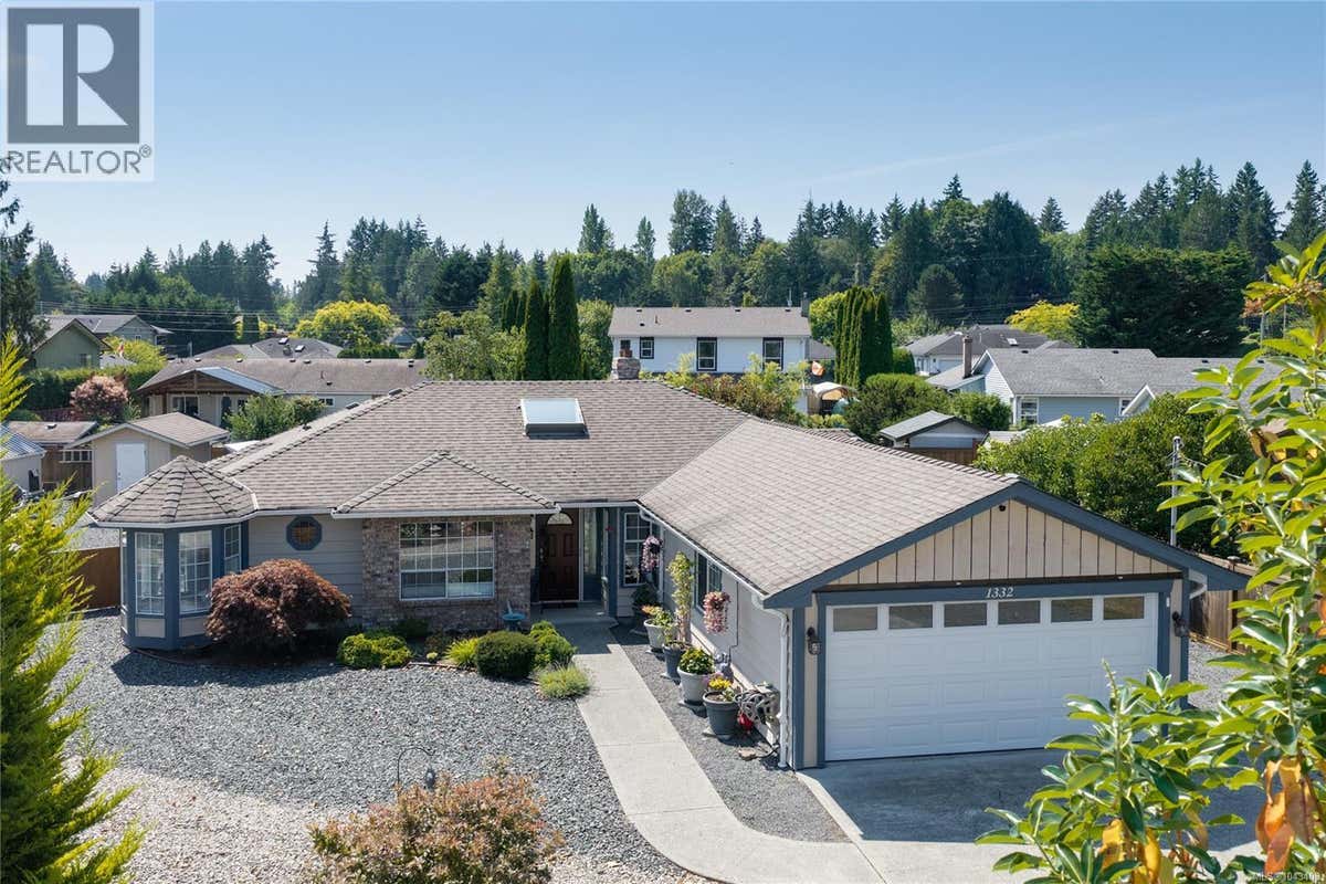1332 CHESTERTON PL