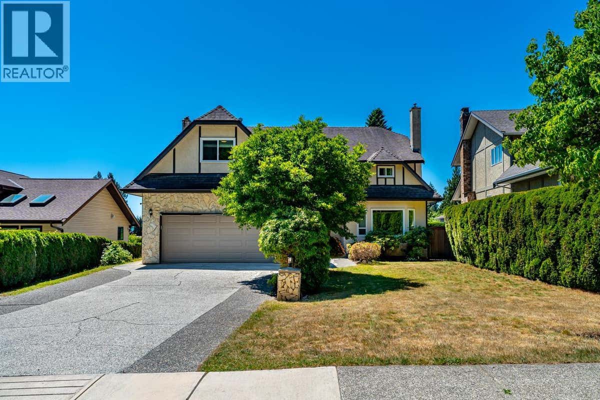 382 BALFOUR DRIVE