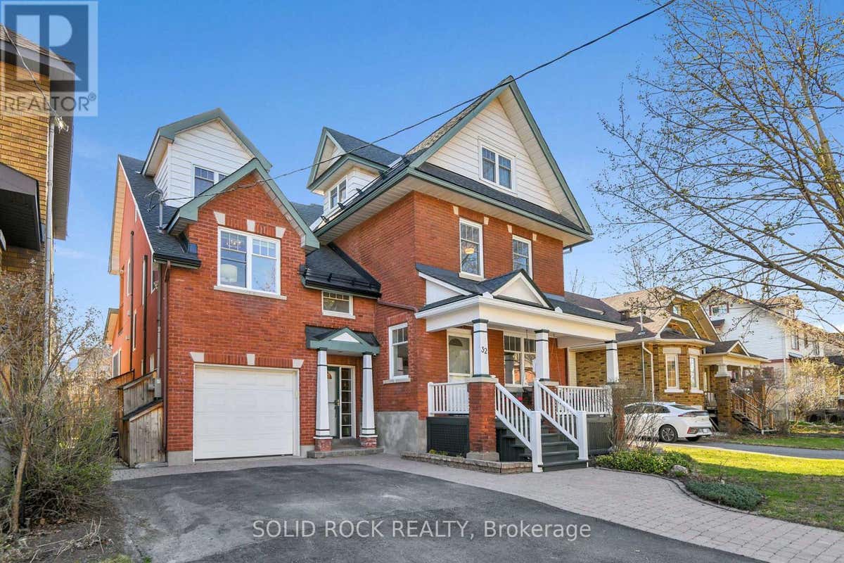 32 CLARENDON AVENUE