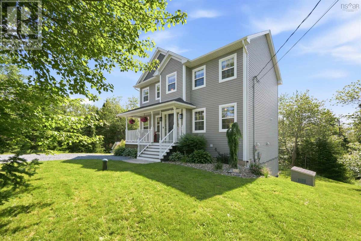 51 FELLESMERE LANE, HALIBURTON HILLS
